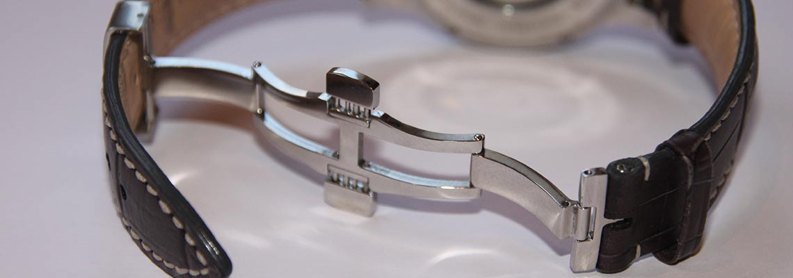 Boucle papillon montre deals